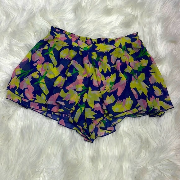 billions $ trillions Pants - Billions $ trillions flowy floral shorts blue and yellow size medium